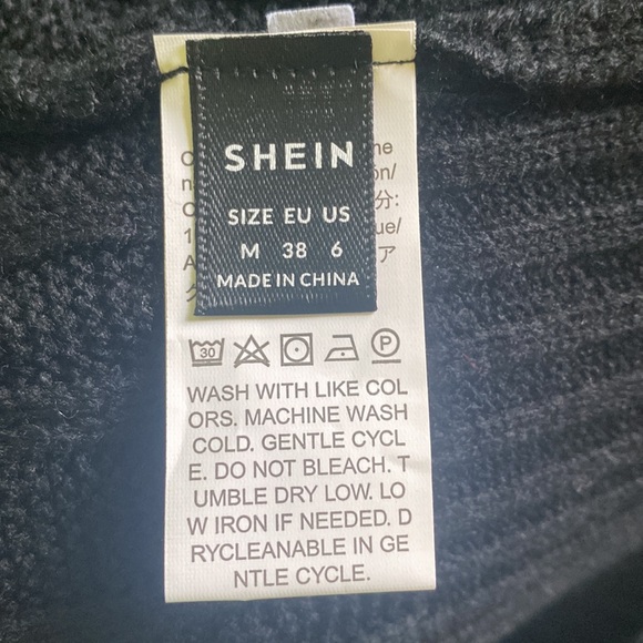 NWOT Shein Medium Black Cropped Tank Top - Picture 4 of 5